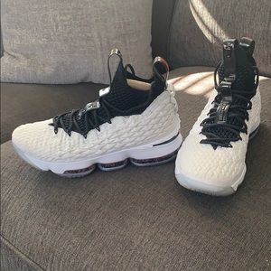 Nike LeBron Graffiti 15 Men’s 10